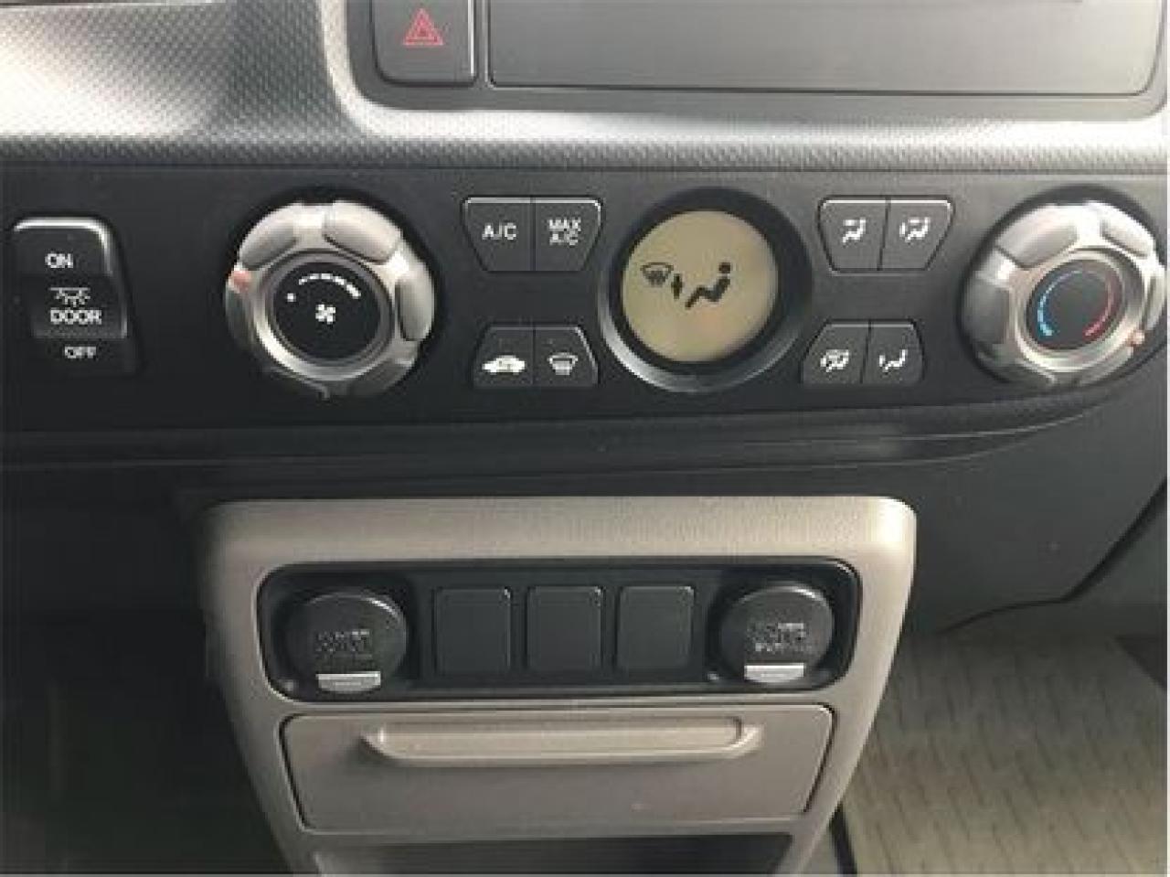 664589