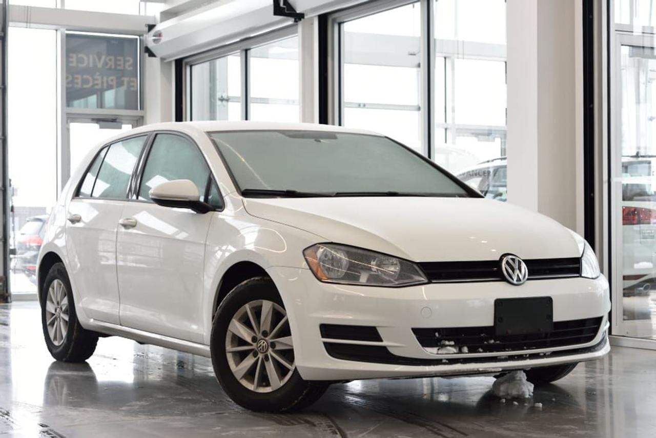 <a href=https://www.vaudreuilvolkswagen.com/occasion/Volkswagen-Golf-2015.html>https://www.vaudreuilvolkswagen.com/occasion/Volkswagen-Golf-2015.html</a>

Modèle 4 portes Trendline avec régulateur de vitesse, Bluetooth avec commandes vocales, bancs chauffants, roues en alliage de 15. Jamais accidente.        Possibilité dextension de 2 ans ou 40 000 kms de la garantie dorigine avec la certification supérieure Volkswagen        Aucunes obligations bancaires, aucuns frais cachés        Mise en service : 15 Janvier 2015