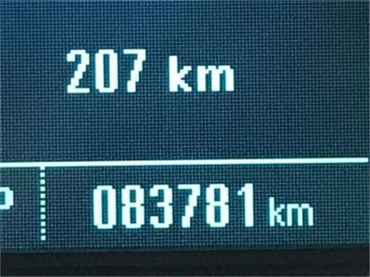 664596
