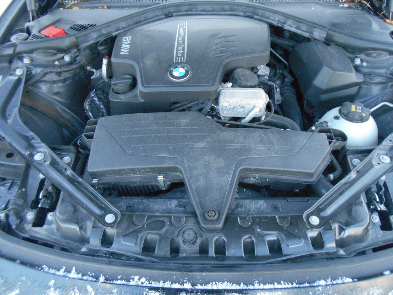 664627