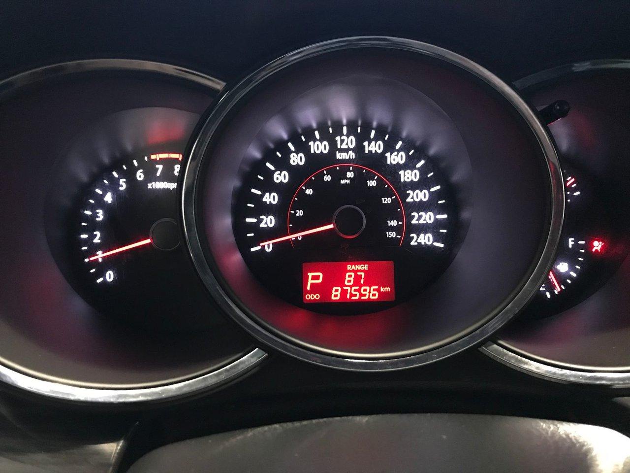 664643