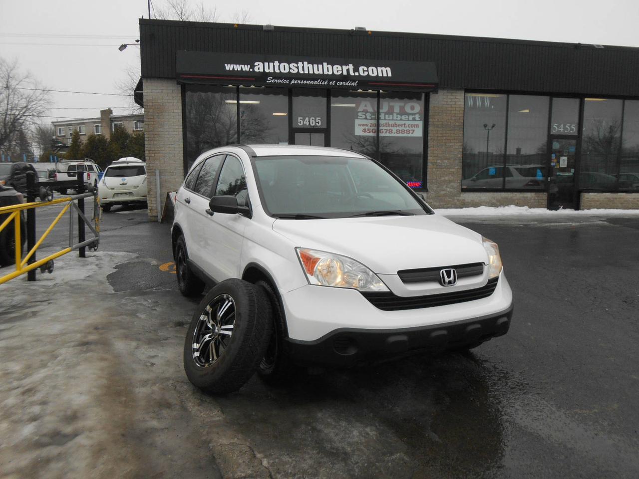 <a href=https://www.autoaubaine.com/Honda-CR-V-c7015863.html>https://www.autoaubaine.com/Honda-CR-V-c7015863.html</a>

VÉHICULE SITUÉ AU 5465 BOUL. COUSINEAU, SAINT-HUBERT, J3Y 3L1 450-678-8887 FINANCEMENT DISPONIBLE @ PARTIR DE 85$ PAR SEMAINE. HONDA CR-V LX 2008, TRANSMISSION AUTOMATIQUE, 185 000 KM CERTIFIÉ, MOTEUR 4 CYLINDRES VTEC DE 2.4L FIABLE ET ÉCONOMIQUE. VÉHICULE TOUT ÉQUIPÉ AVEC VITRES PORTES ET MIROIRS ÉLECTRIQUE, AIR CLIMATISÉ, RÉGULATEUR DE VITESSE, RADIO AM/FM/CD/AUXILIAIRE, VOLANT MULTIFONCTIONS ET  AJUSTABLE, BIEN CHAUSSÉ SUR 4 BON PNEUS DHIVER SUR JANTES ET PNEUS DÉTÉ SUR MAGS, HITCH ET BIEN PLUS! UNE OFFRE A NE PAS MANQUER !!! PROFITEZ DE NOTRE FINANCEMENT CLÉ EN MAIN AVEC UN TAUX À PARTIR DE 4.9%. FINANCEMENT MAISON DISPONIBLE APPROUVÉ A 100%, AUCUN CAS REFUSÉ! NOUS OFFRONS LES MEILLEURS PRODUITS DE FINANCEMENT, AVONS UN APPROVISIONNEMENT EXCLUSIF AUPRÈS DES CONCESSIONNAIRES ET OFFRONS LES MEILLEURS PRIX DU MARCHÉ ! OUVERT 7 JOURS SEMAINE. POSSIBILITÉ D ÉCHANGE ET PLUS ENCORE ! FINANCEMENT 1RE 2E ET 3E CHANCE AU CRÉDIT WWW.AUTOSTHUBERT.COM POUR VOIR TOUS LES VÉHICULES EN INVENTAIRE. 2 CONCESSIONNAIRES SUR LA RIVE-SUD DE MONTREAL. EL 802240