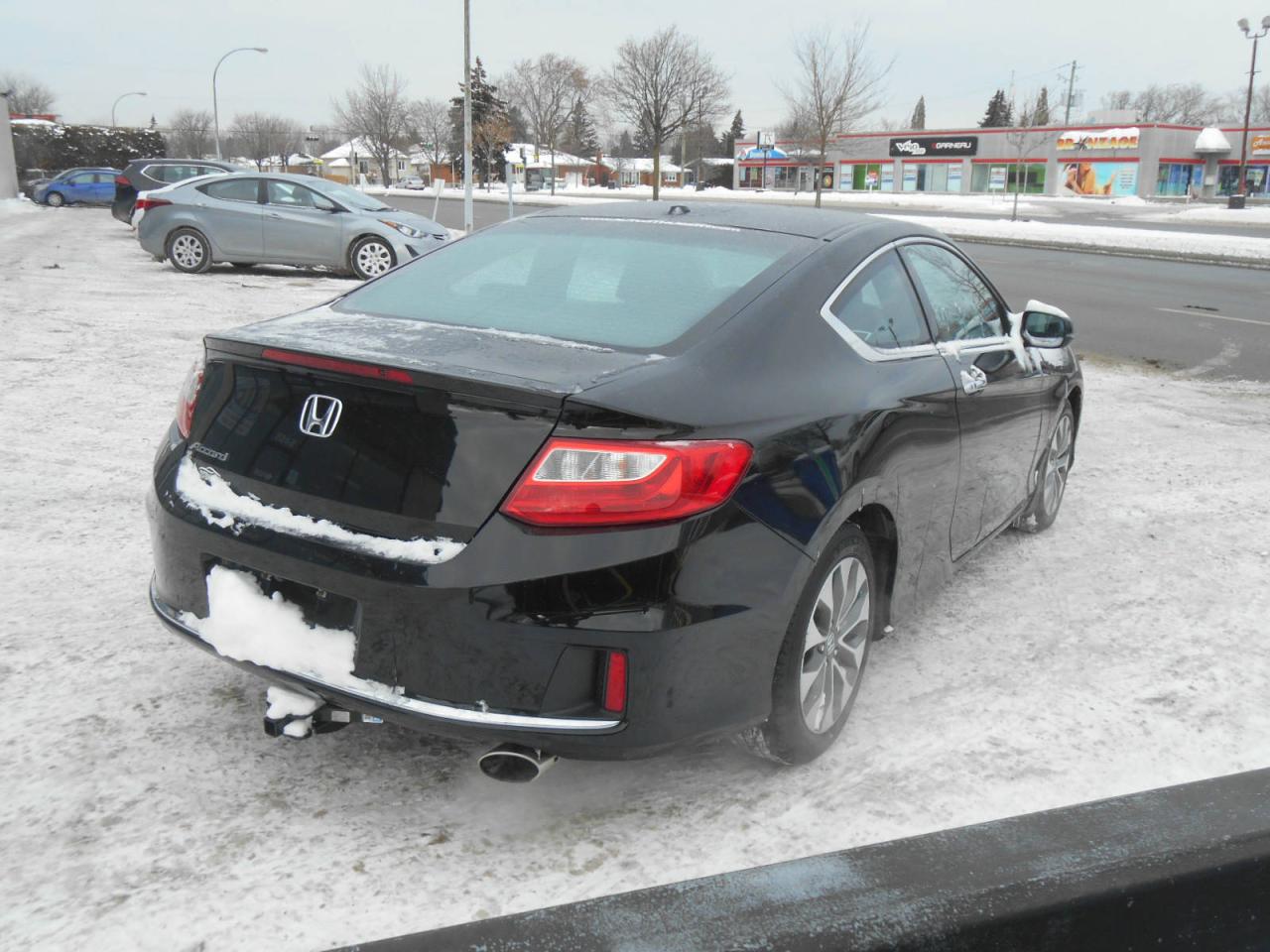 664651