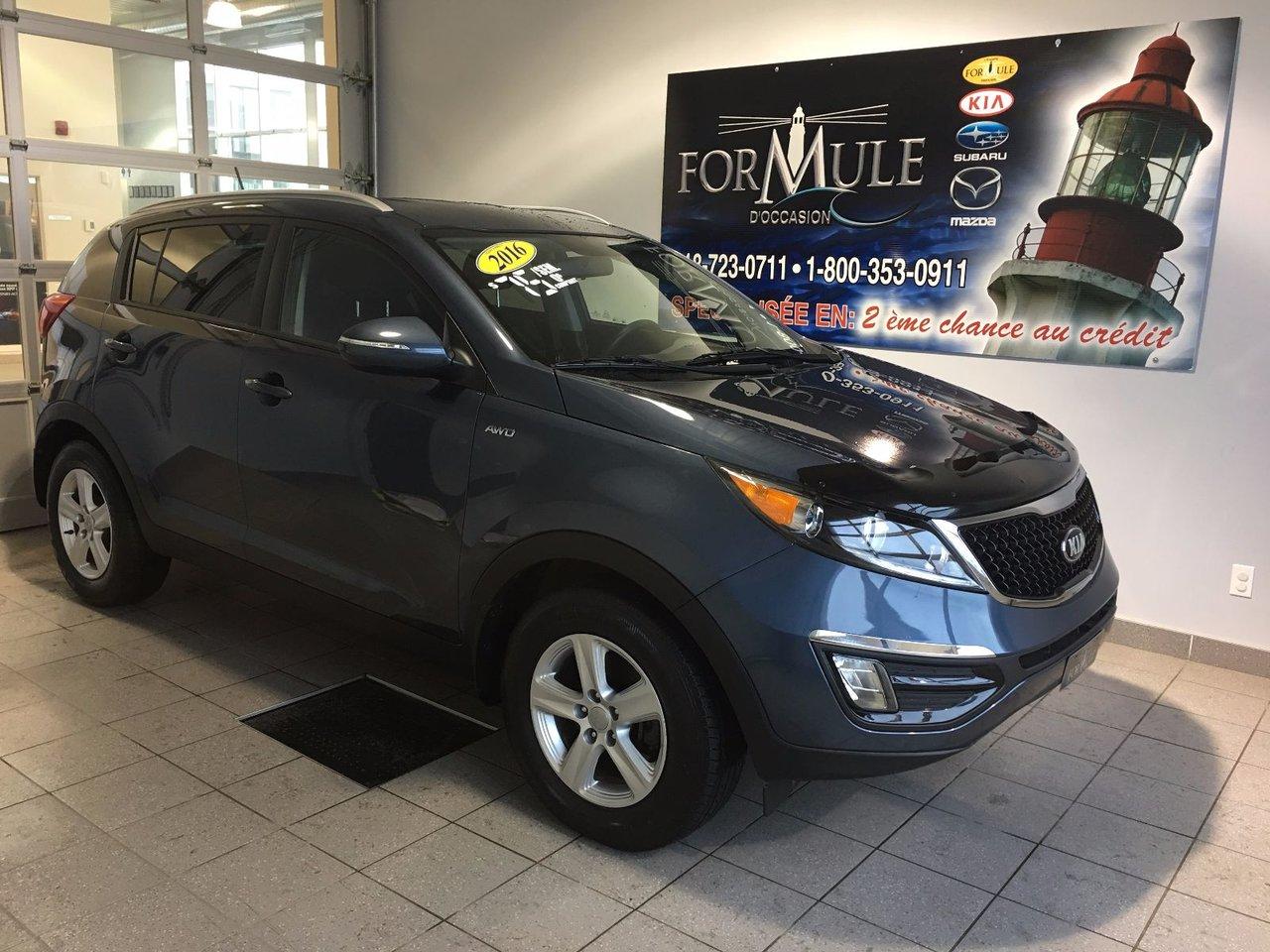 <a href=https://www.autoaubaine.com/Kia-Sportage-c6949609.html>https://www.autoaubaine.com/Kia-Sportage-c6949609.html</a>

Kia Sportage LX 2016\n\nRégulateur de vitesse, Essuie-glaces intermittents, Anti-démarreur, Freins ABS, Contrôle de stabilité, Coussin gonflable conducteur, Coussins gonflables latéraux, Lecteur CD, Lecteur MP3, Portes électriques, Vitres électriques, Air climatisé, Sièges chauffants, Volant ajustable, Tapis protecteurs, Attelage remorque, Phares automatiques, Rétroviseur électrique, Direction assistée, Rétroviseurs chauffants, Coussins gonflables arrière pour la tête, Sièges tissu, Freins à disque, Sièges chauffants - Avant, Antipatinage, Phares antibrouillards, Verrous de sécurité pour enfants, Sièges baquets, Technologie Bluetooth intégrée, Aluminium, Climatisation\n\nPOUR LE PLUS GRAND CHOIX À UN SEUL ENDROIT, LE MEGA CENTRE DE LUSAGÉ DANS LEST DU QUÉBEC. COUVRANT LA GRANDE RÉGION DE RIMOUSKI, MATANE, MONT-JOLI, RIVIÈRE-DU-LOUP, STE-ANNE DES MONTS, MATAPÉDIA,GASPÉSIE... CONTACTEZ-NOUS SANS FRAIS AU 1-877-864-3666 LIVRAISON PARTOUT AU QUÉBEC.