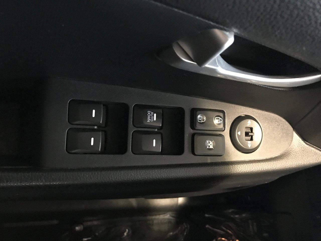 664697