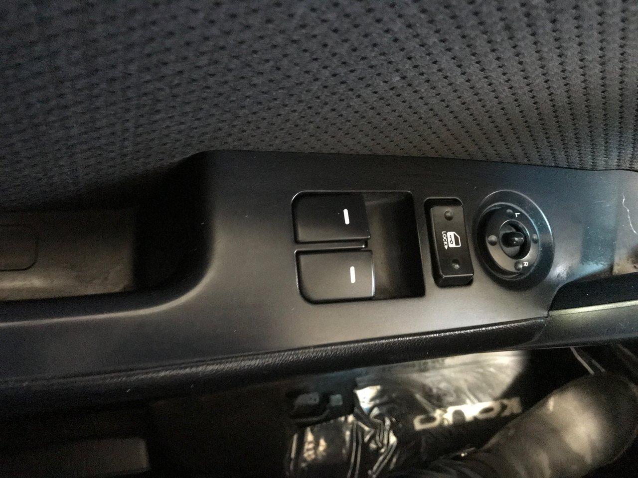 664700