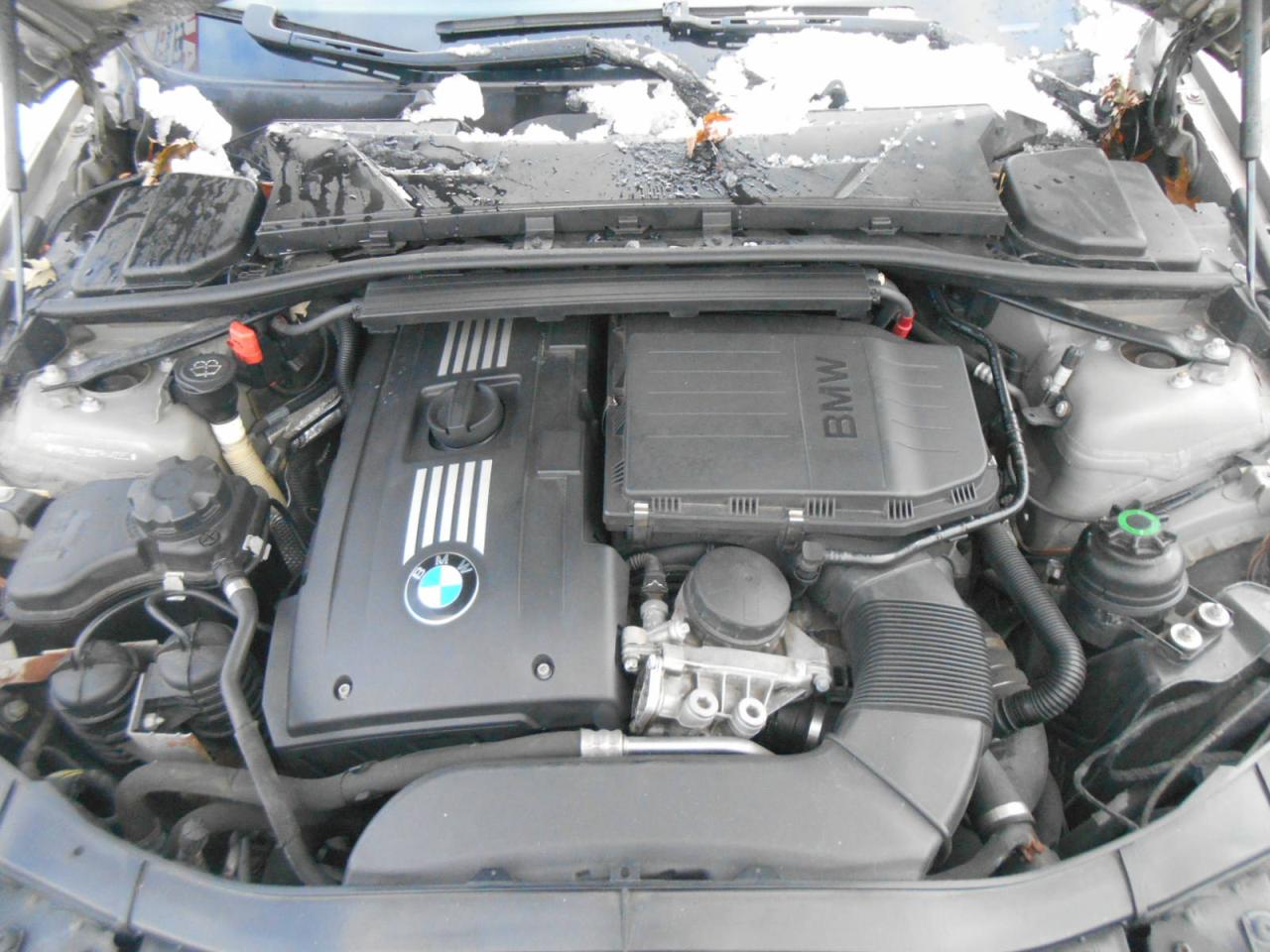 664701