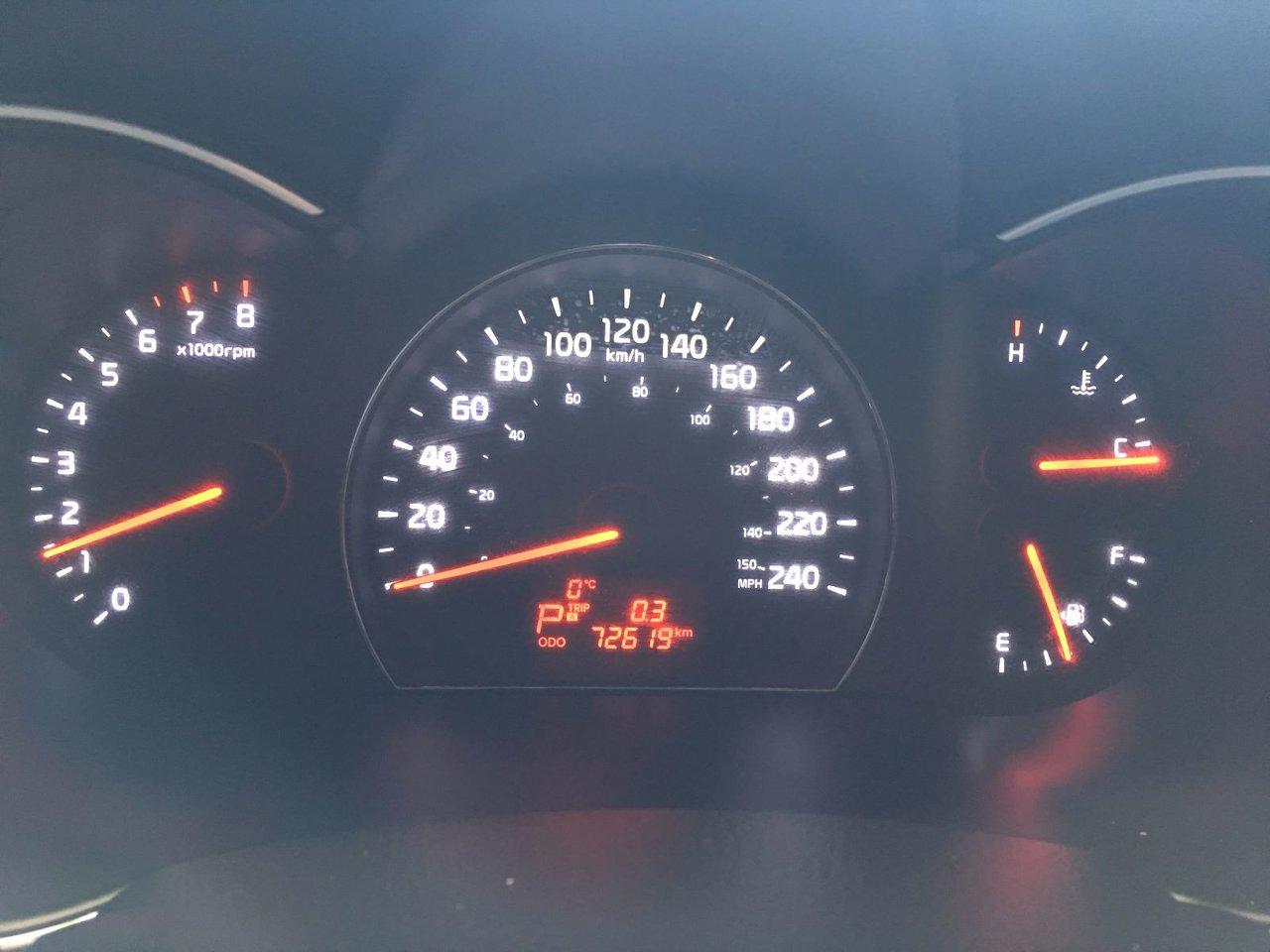 664702