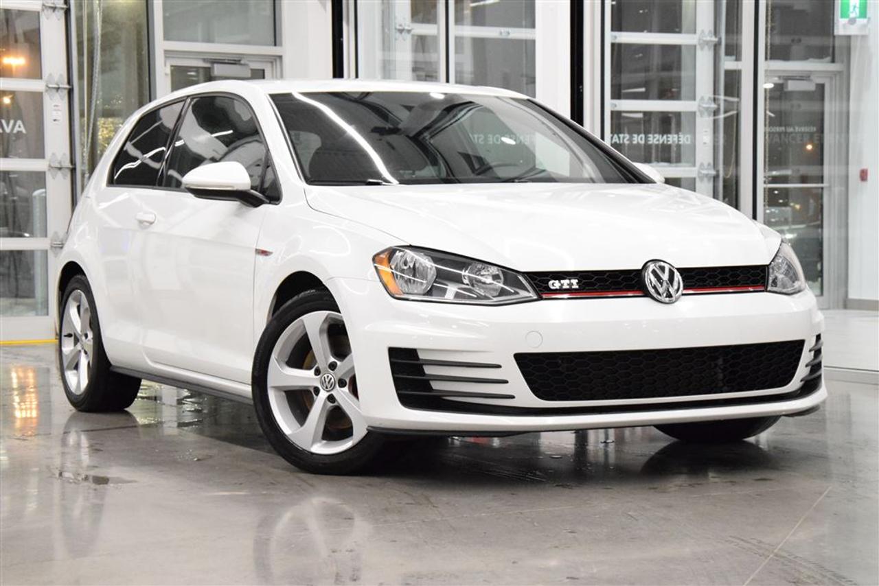 <a href=https://www.vaudreuilvolkswagen.com/occasion/Volkswagen-Golf_GTI-2015.html>https://www.vaudreuilvolkswagen.com/occasion/Volkswagen-Golf_GTI-2015.html</a>

Modèle à 3 portes Manuel 6 Vitesses avec air climatisé, Bluetooth, bancs chauffants, commandes aux volants, sièges sports en tissu clark, roues en alliage 17, climatisation deux-zones, régulateur de vitesse. Retour de location jamais accidenté.    Possibilité dextension de 2 ans ou 40 000 kms de la garantie dorigine avec la certification supérieure Volkswagen    Aucunes obligations bancaires, aucuns frais cachés    Mise en service : 9 Décembre 2014    Bienvenue chez Vaudreuil Volkswagen!