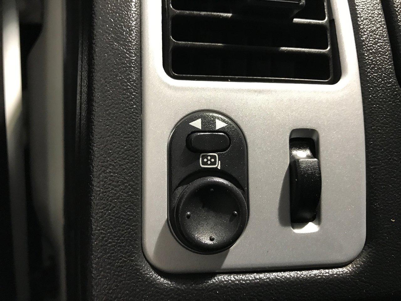 664729