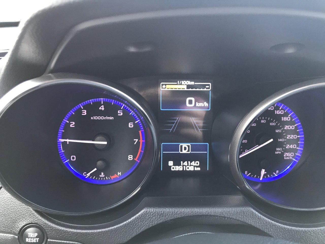 664738