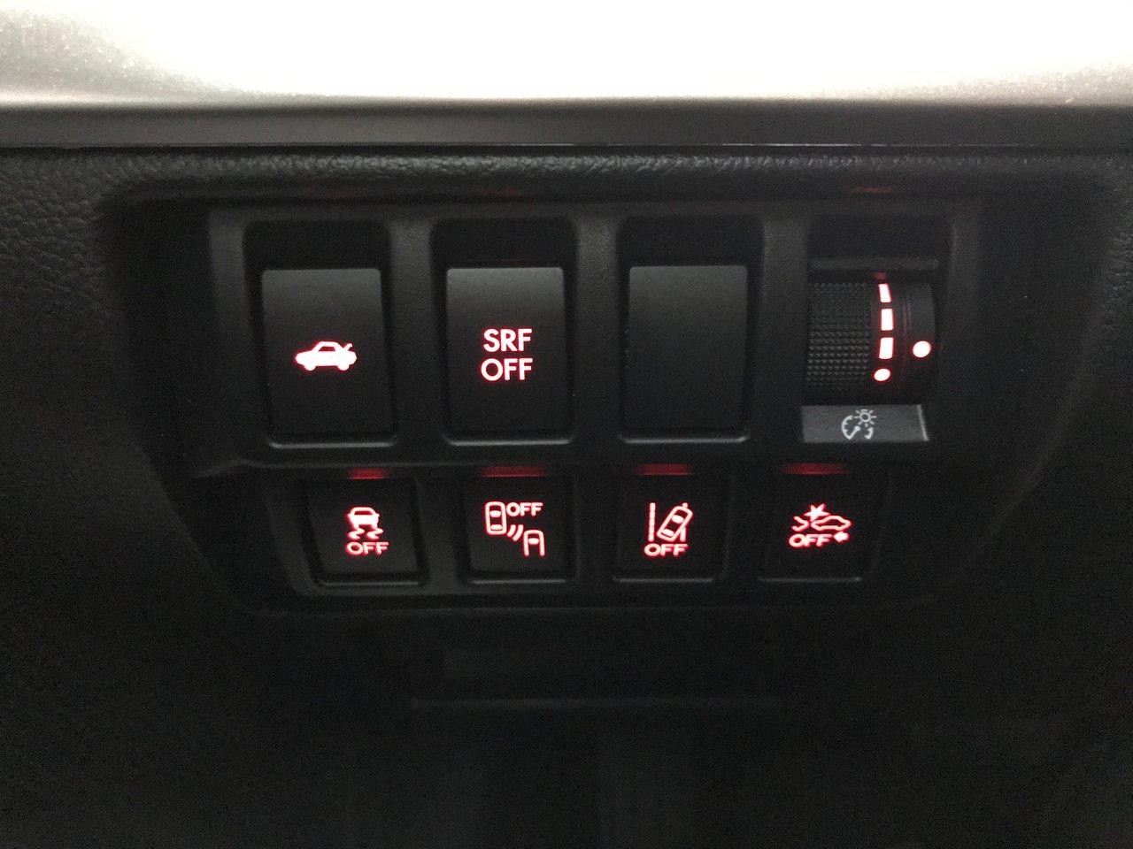 664738