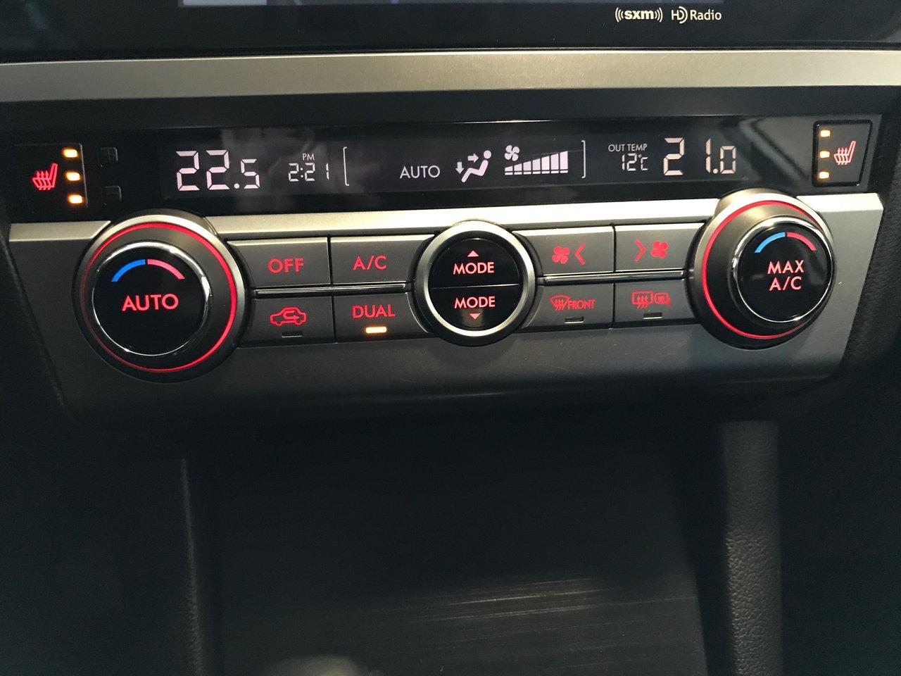 664738