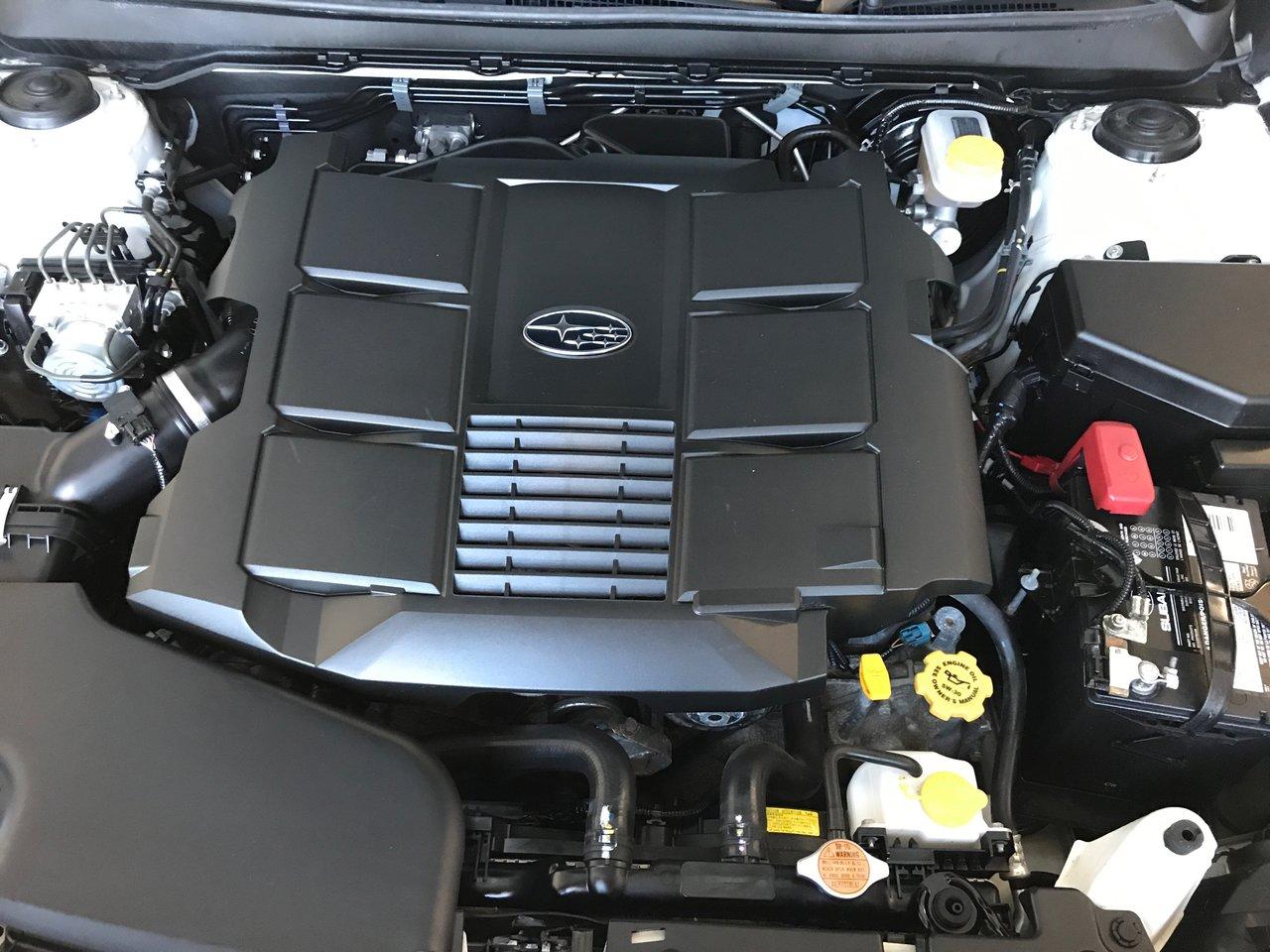 664738