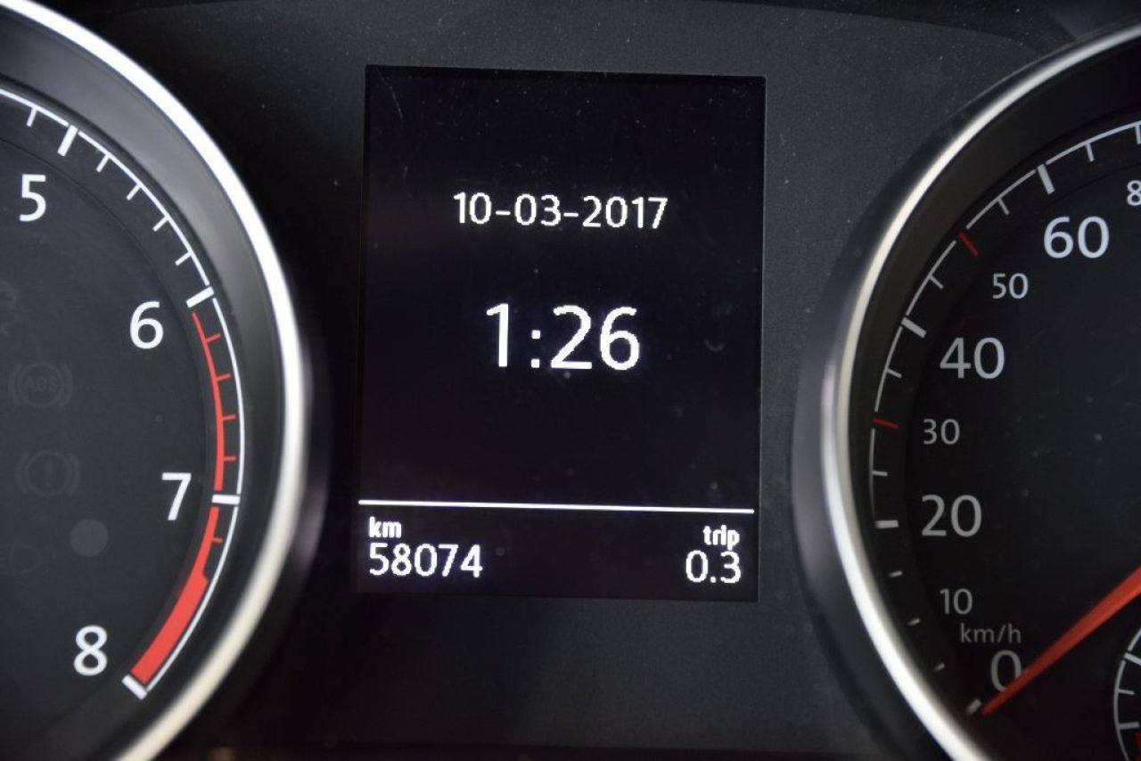 664743