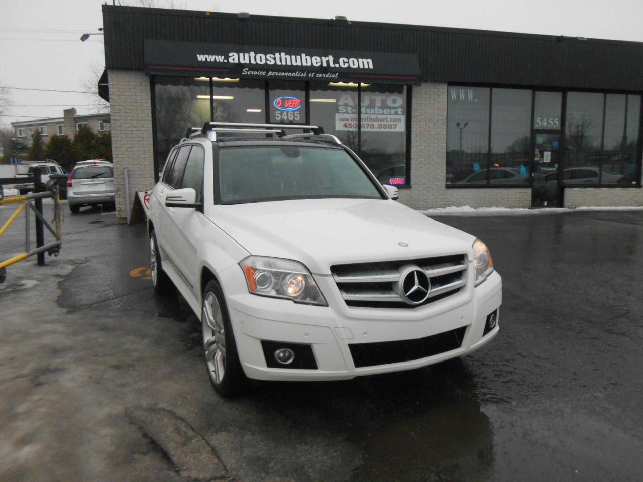 Used 2011 Mercedes-Benz GLK350 4MATIC **TOIT PANORAMIQUE** for sale in St-Hubert, QC
