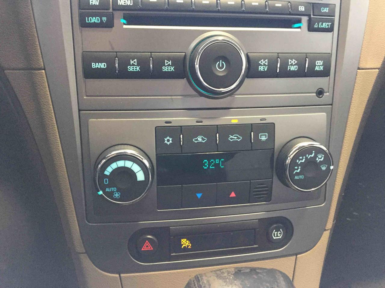 664777