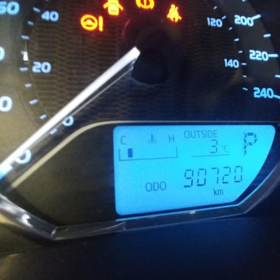 664785