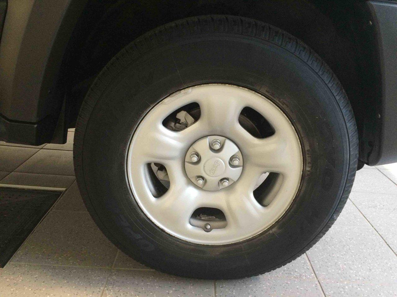 664788