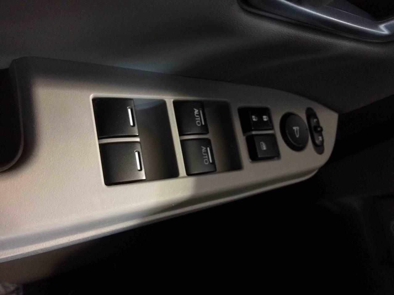 664819