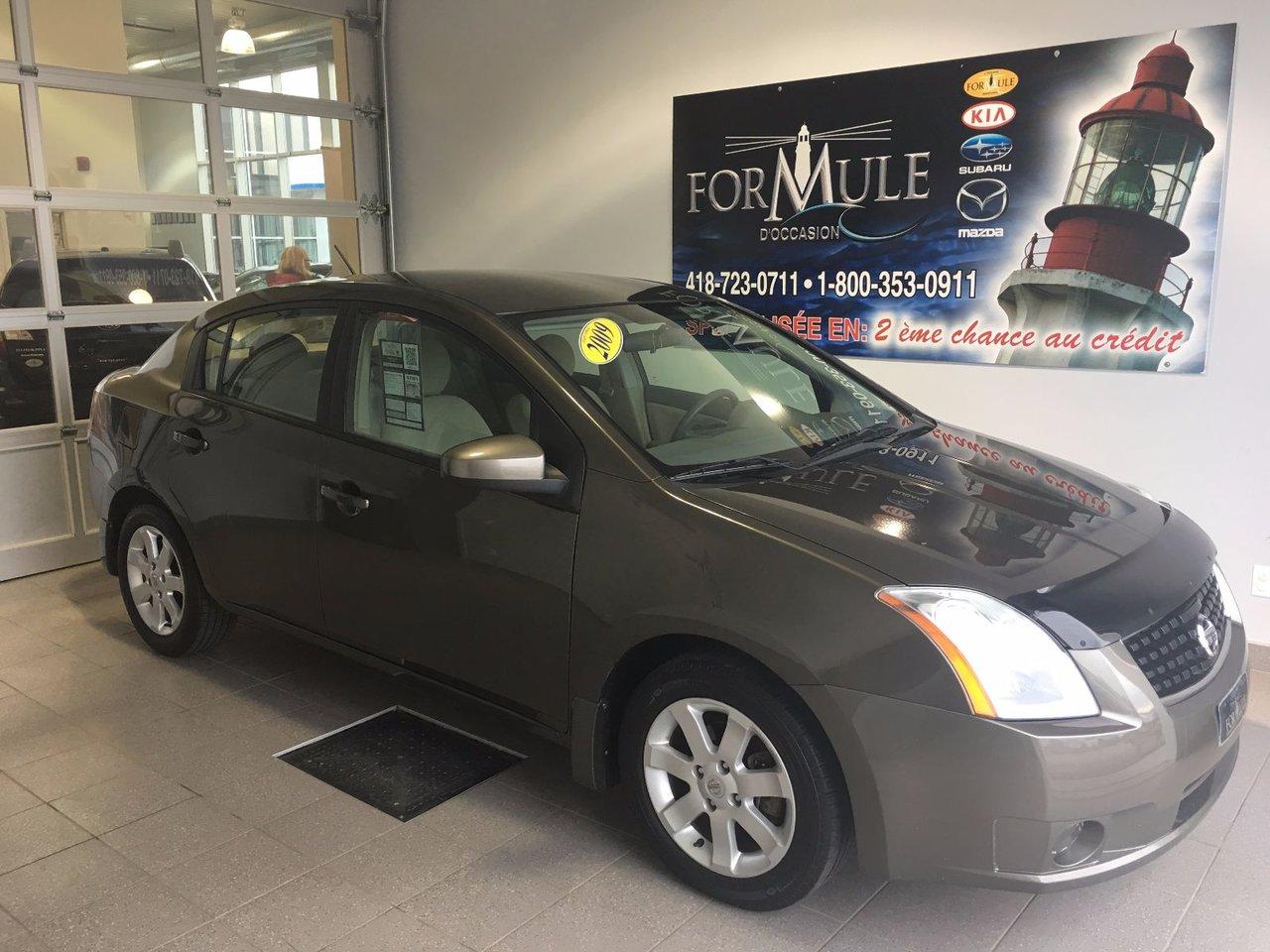<a href=https://www.autoaubaine.com/Nissan-Sentra-c6949790.html>https://www.autoaubaine.com/Nissan-Sentra-c6949790.html</a>

Nissan Sentra 2.0 2009\n\nEssuie-glaces intermittents, Anti-démarreur, Freins ABS, Coussin gonflable conducteur, Coussins gonflables latéraux, Lecteur CD, Portes électriques, Vitres électriques, Volant ajustable, Direction assistée, Freins à disque, Verrous de sécurité pour enfants, Sièges baquets\n\nPOUR LE PLUS GRAND CHOIX À UN SEUL ENDROIT, LE MEGA CENTRE DE LUSAGÉ DANS LEST DU QUÉBEC. COUVRANT LA GRANDE RÉGION DE RIMOUSKI, MATANE, MONT-JOLI, RIVIÈRE-DU-LOUP, STE-ANNE DES MONTS, MATAPÉDIA,GASPÉSIE... CONTACTEZ-NOUS SANS FRAIS AU 1-877-864-3666 LIVRAISON PARTOUT AU QUÉBEC.