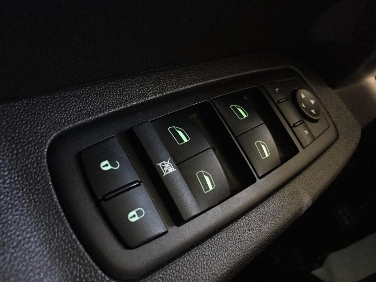 664858