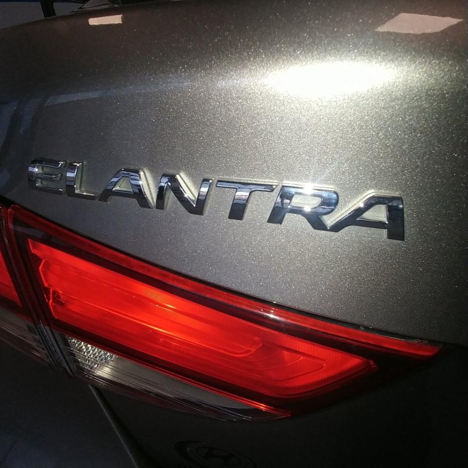 664859