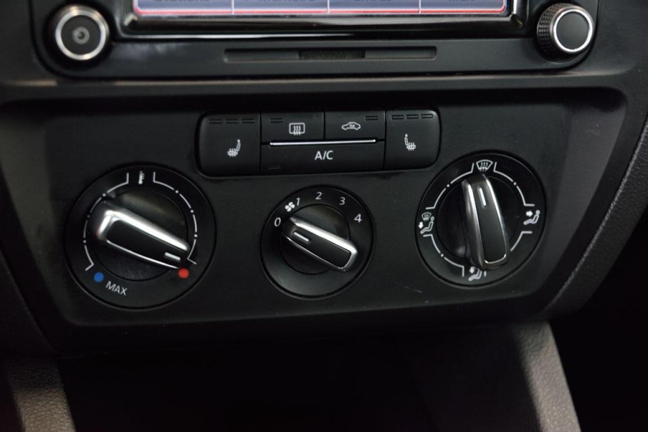 664867