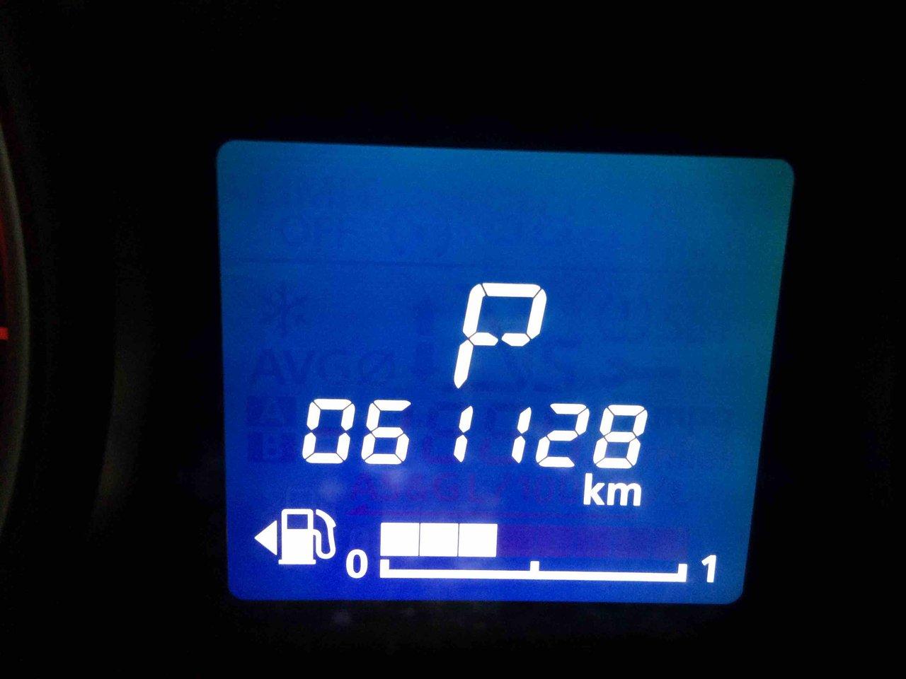 664882