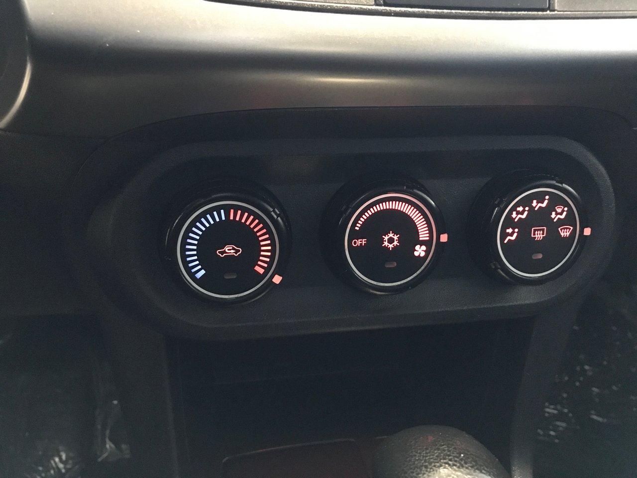 664884