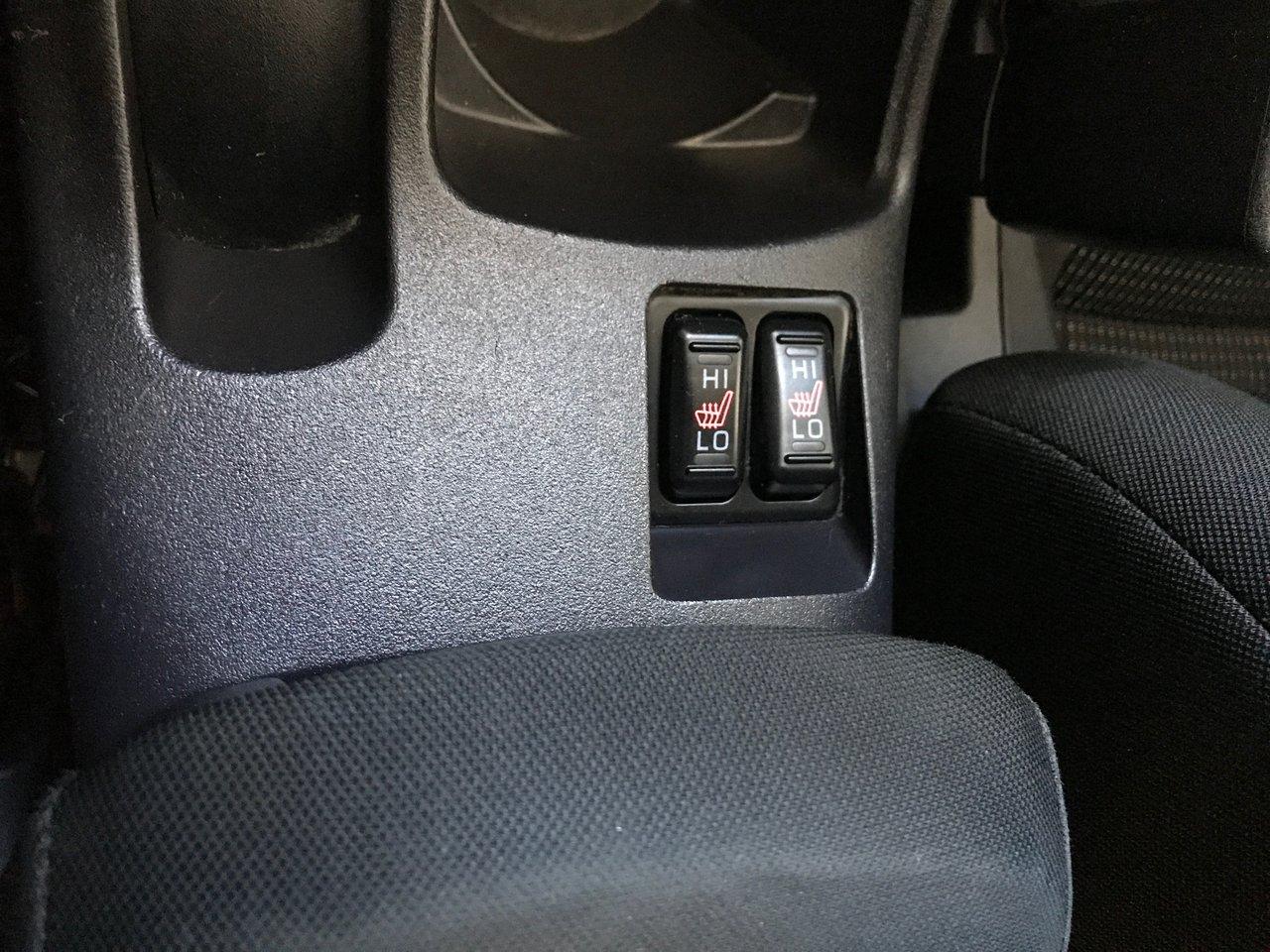 664884