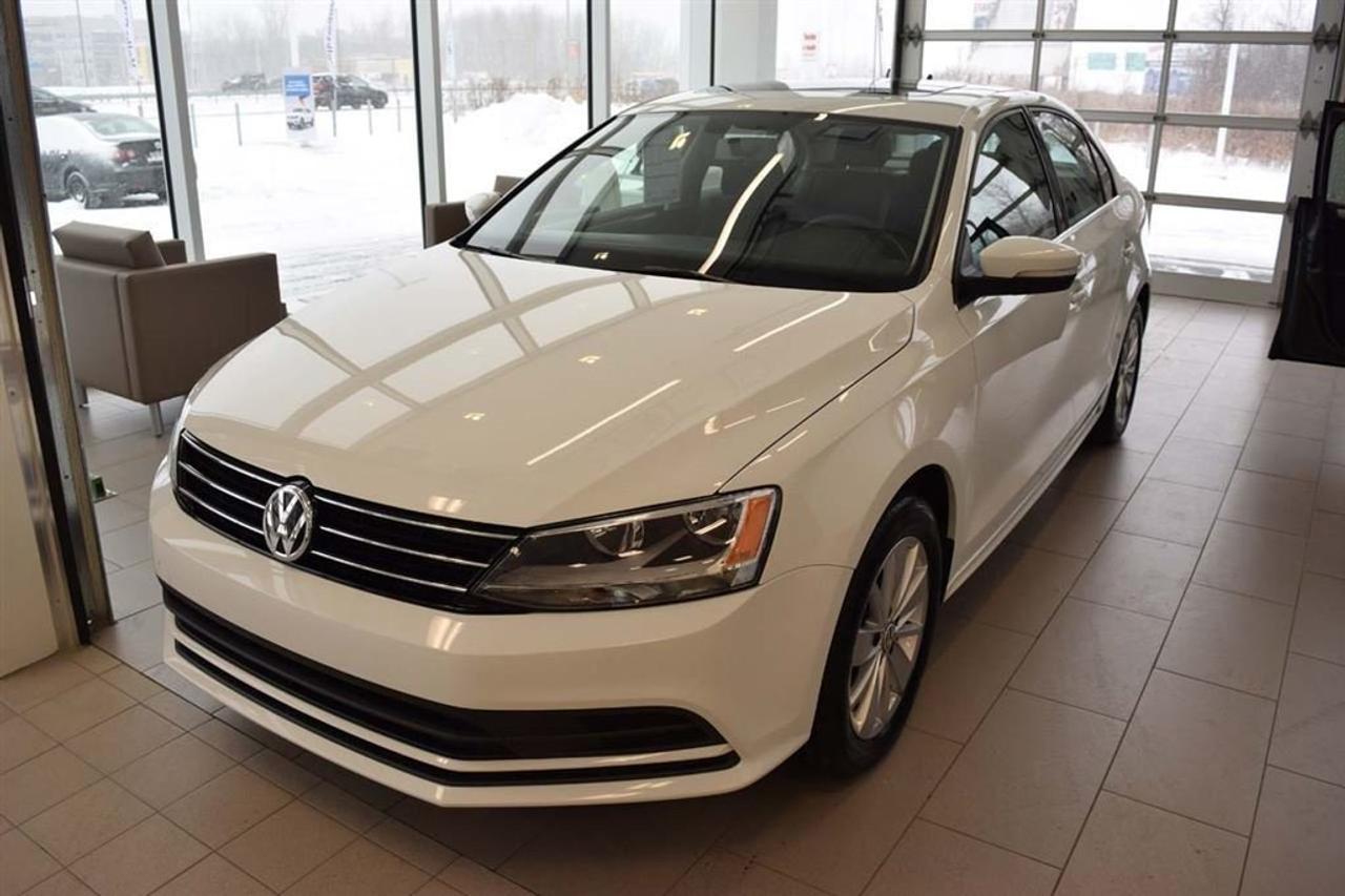 <a href=https://www.autoaubaine.com/Volkswagen-Jetta-c6961430.html>https://www.autoaubaine.com/Volkswagen-Jetta-c6961430.html</a>

Volkswagen Jetta 2.0L Trendline+ Mags Toit  2015Régulateur de vitesse, Toit ouvrant, Essuie-glaces intermittents, Anti-démarreur, Freins ABS, Contrôle de stabilité, Coussin gonflable conducteur, Coussins gonflables latéraux, Lecteur CD, Chargeur de CD, Lecteur MP3, 6 Haut-parleurs, Portes électriques, Tachymètre, Vitres électriques, Air climatisé, Commandes audio au volant, Sièges arrières rabattables, Sièges chauffants, Volant ajustable, Tapis protecteurs, Ordinateur de bord, Caméra de recul, Radio AM/FM, Direction assistée, Télédéverrouillage, Rétroviseurs chauffants, Banquette arrière divisé, Système d\alarme, Coussins gonflables arrière pour la tête, Sièges tissu, Freins à disque, Rétroviseurs électriques, Jantes en alliage, Antipatinage, Verrous de sécurité pour enfants, Sièges baquets, Prise Auxiliaire, Technologie Bluetooth intégrée, Roue de secours - Temporaire