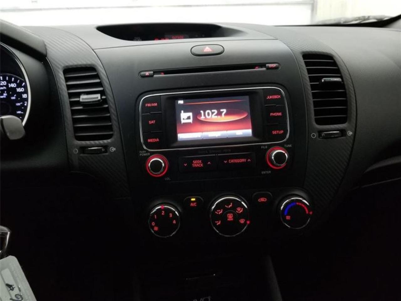 664933