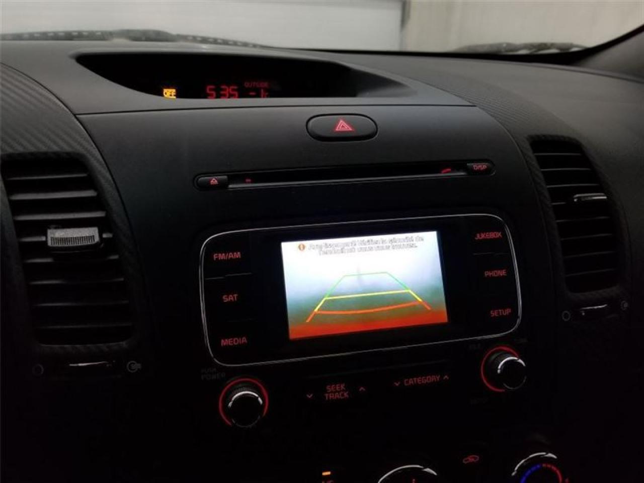 664933