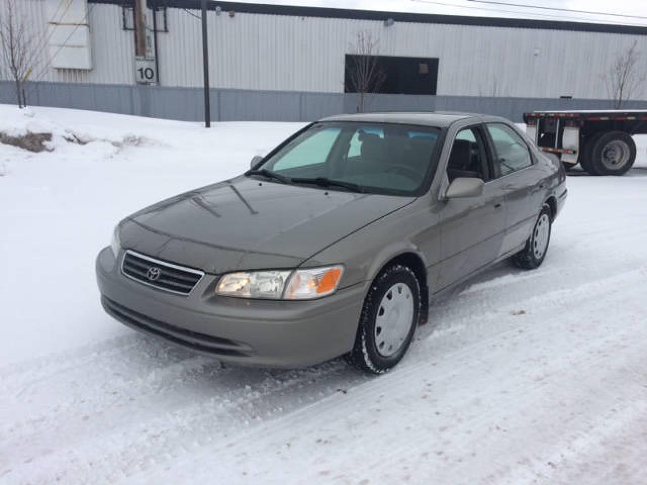 Used 2001 Toyota Camry 4dr Sdn CE Auto for sale in Quebec, QC