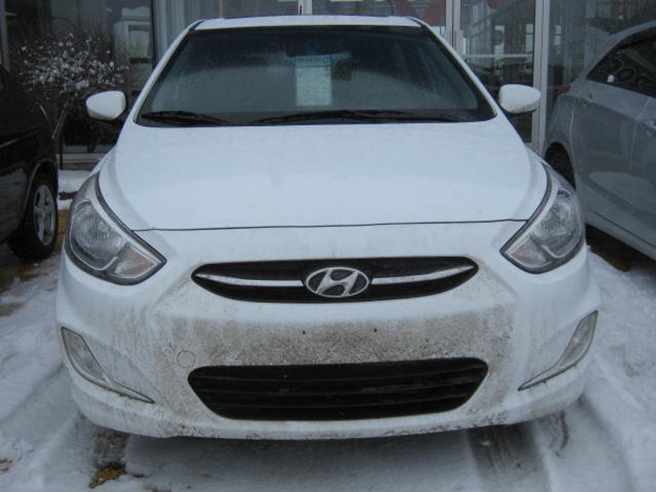 Used 2017 Hyundai Accent SE for sale in St-Hyacinthe, QC