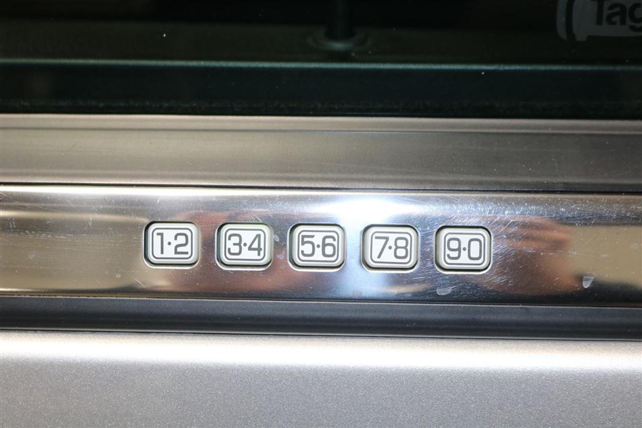 665230.11701540