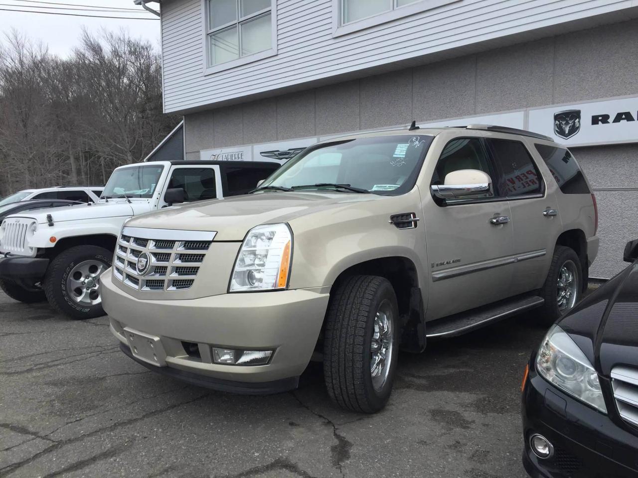Used 2007 Cadillac Escalade Traction intégrale, 4 portes for sale in Ste-Brigitte-de-Laval, QC