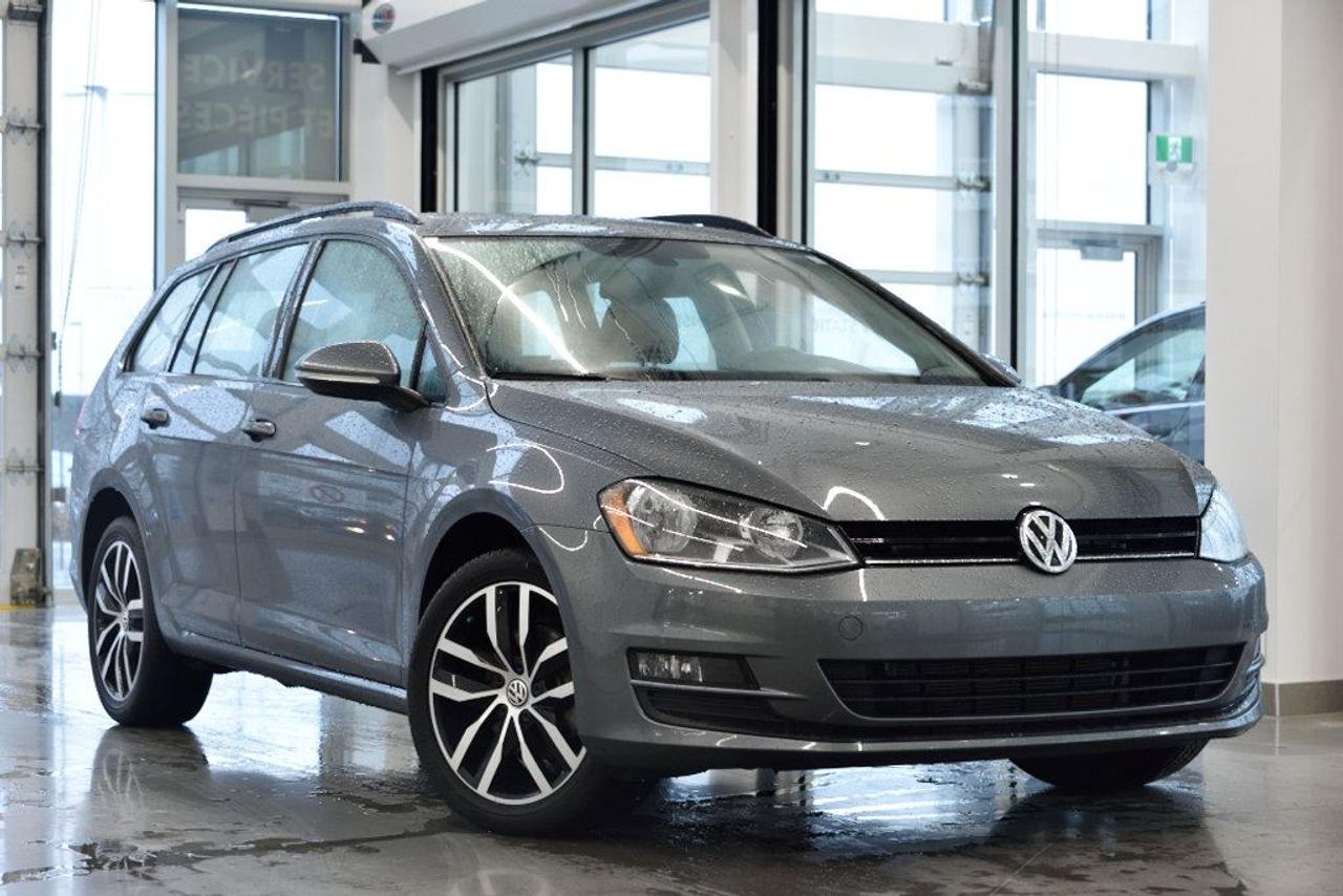 <a href=https://www.vaudreuilvolkswagen.com/occasion/Volkswagen-Golf-2017.html>https://www.vaudreuilvolkswagen.com/occasion/Volkswagen-Golf-2017.html</a>

Modèle 1.8 TSI Comfortline avec ensemble commodités comprenant toit ouvrant panoramique, détection dangle mort avec alerte de traffic arrière. Climatisation deux zones, accès et démarrage sans clefs Kessy, essuie-glaces à détection de pluie, caméra de recul, intérieur en similicuir. Véhicule dentreprise, jamais accidenté.        Possibilité dextension de 2 ans ou 40 000 kms de la garantie dorigine avec la certification supérieure Volkswagen        Aucunes obligations bancaires, aucuns frais cachés        Mise en service : 30 novembre 2016        Bienvenue chez Vaudreuil Volkswagen!