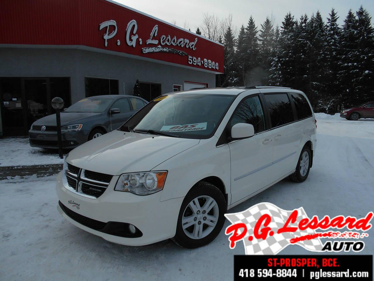 Used 2012 Dodge Grand Caravan Crew Stow&go for sale in St-Prosper, QC