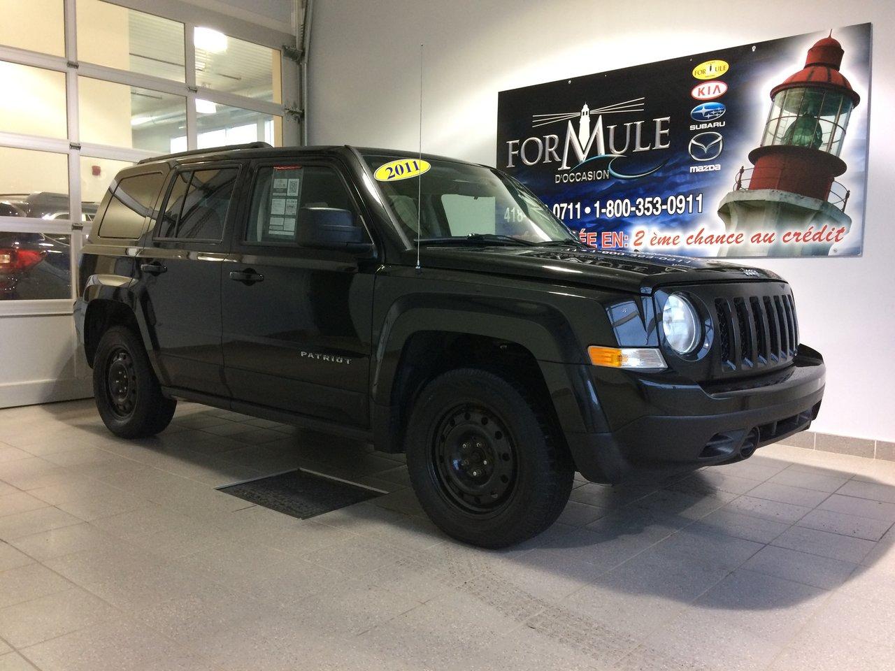 <a href=https://www.autoaubaine.com/Jeep-Patriot-c6969963.html>https://www.autoaubaine.com/Jeep-Patriot-c6969963.html</a>

Jeep Patriot  2011\n\nRégulateur de vitesse, Essuie-glaces intermittents, Anti-démarreur, Freins ABS, Contrôle de stabilité, Coussin gonflable conducteur, Coussins gonflables latéraux, Lecteur CD, Lecteur MP3, Portes électriques, Vitres électriques, Air climatisé, Lampes de lecture arrière, Sièges chauffants, Volant ajustable, Tapis protecteurs, Direction assistée, Coussins gonflables arrière pour la tête, Freins à disque, Antipatinage, Verrous de sécurité pour enfants, Système de surveillance de la pression des pneus, Sièges baquets\n\nPOUR LE PLUS GRAND CHOIX À UN SEUL ENDROIT, LE MEGA CENTRE DE LUSAGÉ DANS LEST DU QUÉBEC. COUVRANT LA GRANDE RÉGION DE RIMOUSKI, MATANE, MONT-JOLI, RIVIÈRE-DU-LOUP, STE-ANNE DES MONTS, MATAPÉDIA,GASPÉSIE... CONTACTEZ-NOUS SANS FRAIS AU 1-877-864-3666 LIVRAISON PARTOUT AU QUÉBEC.