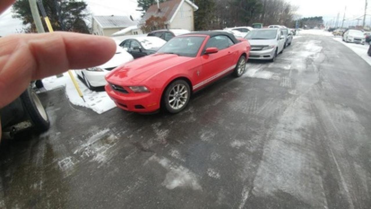 Used 2010 Ford Mustang V6 for sale in Terrebonne, QC