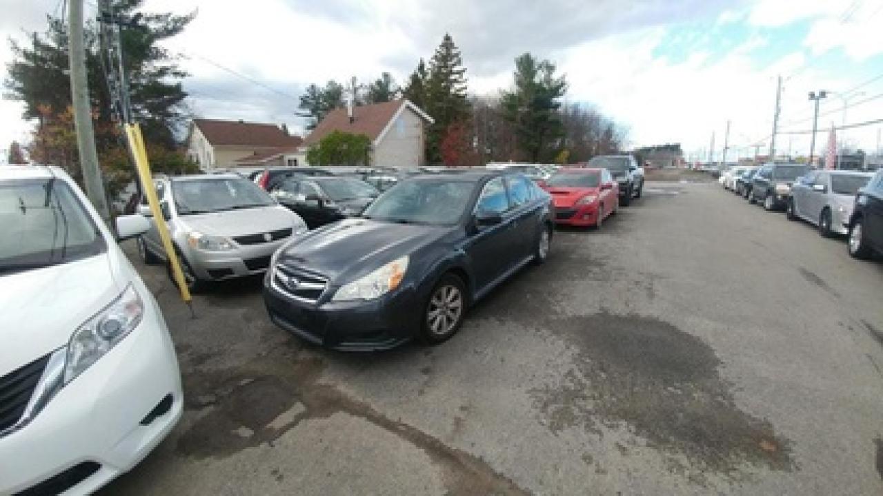 Used 2010 Subaru Legacy Prem for sale in Terrebonne, QC