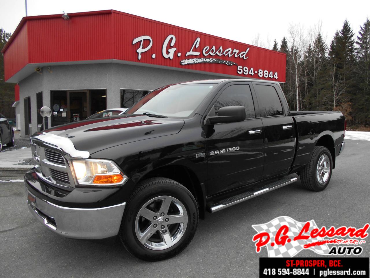 Used 2012 Ram 1500 Cabine quad 4RM, 140,5 po SLT V8 5.7L HE for sale in St-Prosper, QC