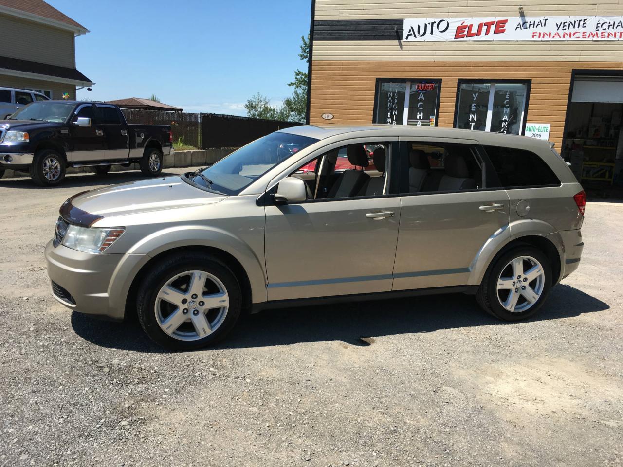 Used 2009 Dodge Journey Traction avant 4 portes, SXT for sale in St-Sulpice, QC