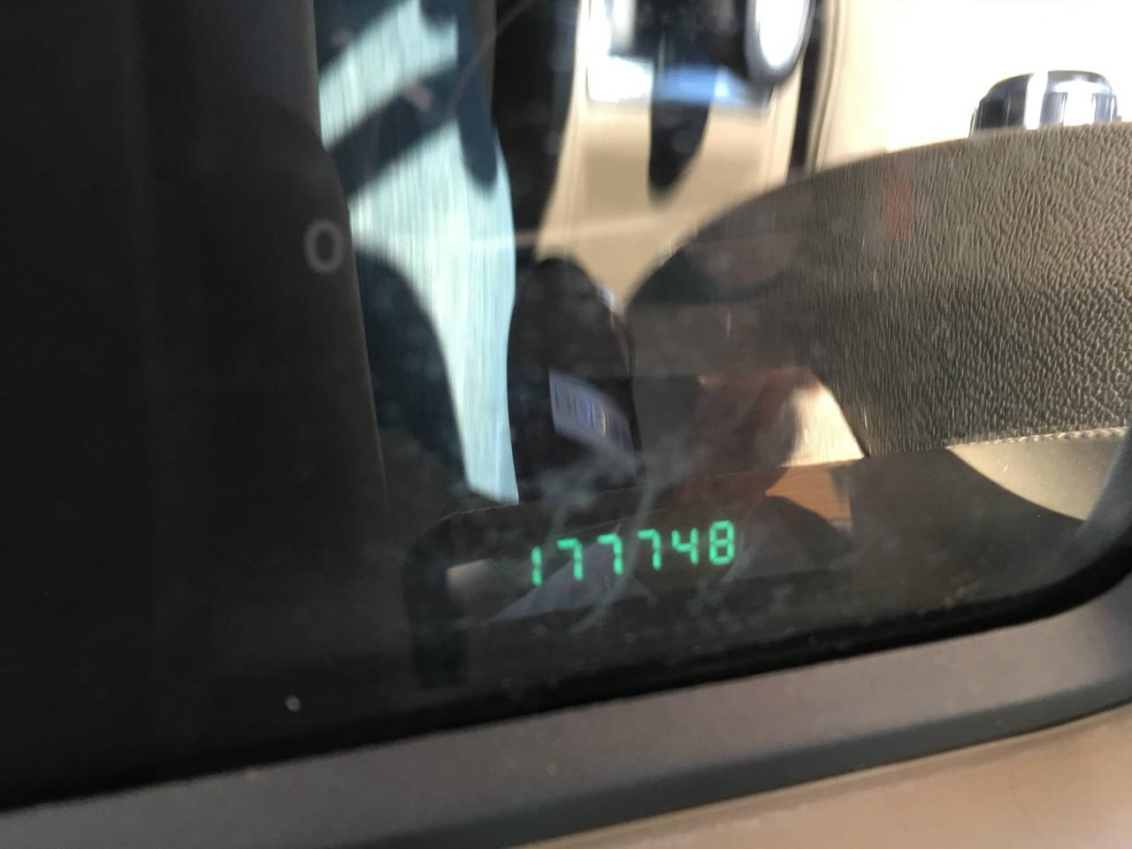 665635.11710626