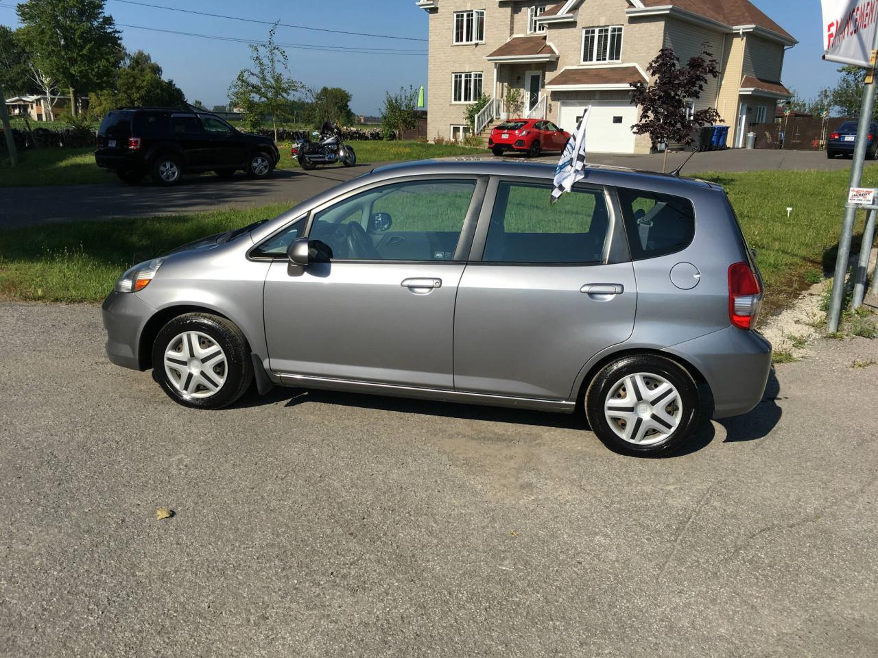 Used 2008 Honda Fit Hayon 5 portes, boîte automatique, DX for sale in St-Sulpice, QC