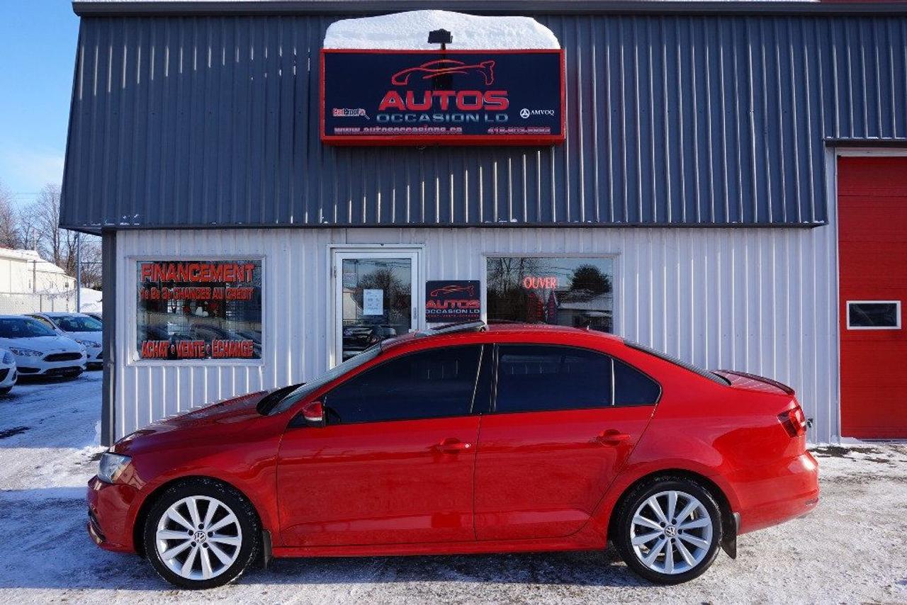 <a href=https://www.autosoccasions.ca/occasion/Volkswagen-Jetta-2015.html>https://www.autosoccasions.ca/occasion/Volkswagen-Jetta-2015.html</a>

VOLKSWAGEN JETTA TDI 2015 Édition COMFORTLINE TDI TURBO DIESEL 2.0 LITRES ** LE GROS MODÈLE : XÉNON TOIT OUVRANT MAGS CAMERA BLUETOOTH -- TRANSMISSION AUTOMATIQUE 6 RAPPORTS Avec Shift-Tronic -- AVEC SEULEMENT 72 000 KM CERTIFIÉ / 1 SEUL PROPRIÉTAIRE : ENTRETENUE DIRECTEMENT CHEZ VOLKSWAGEN / 4 CYLINDRES 2.0 Litres TURBO DIESEL TRÈS ÉCONOMIQUE, DURABLE ET TRÈS LUXUEUX (VÉHICULE CANADIEN : ACCIDENTÉ RÉPARER : PHOTOS DISPONIBLE : RAPPORT CARPROOF DISPONIBLE) COULEUR EXTÉRIEUR ROUGE, INTÉRIEUR GRIS FONCÉ / NOIR + SIÈGES CHAUFFANTS. INSPECTION COMPLÈTE INCLUSE -- ÉCHANGE ACCEPTÉ -- FINANCEMENT SUR PLACE À PARTIR 4.99 % -- GARANTIE INCLUS : 1 AN OU 15 000 KM MOTOPROPULSEUR -- POSSIBILITÉ DE GARANTIE PROLONGÉE À PRIX IMBATTABLE JUSQUÀ 5 ANS OU 100 000 Km. ÉQUIPEMENT COMPLET TDI COMFORTLINE : AIR CLIMATISÉ BI-ZONES - RÉGULATEUR VITESSES - TOIT OUVRANT ÉLECTRIQUE - PHARE ANTI-BROUILLARD - LUMIÈRE AU LED - LUMIÈRE AU XÉNON - DÉMARRAGE SANS - CLÉ PUSH AND STAR - CAMERA DE RECULE - JANTES 17 POUCES / PNEUS DÉTÉ BON - ORDINATEUR DE BORD - LECTEUR CD-Mp3 - CONTRÔLE AUDIO VOLANT - BLUETOOTH/TÉLÉPHONE - VITRES TEINTÉES - VALISE ÉLECTRIQUE - VOLANT AJUSTABLE === POUR PLUS DINFORMATION DEMANDEZ (DAVID.LAMONTAGNE) 418-903-5882 // 418-931-4036 Cell === FINANCEMENT FACILE SUR PLACE 4.99 % NOUS SOMMES OUVERTS 6 JOURS : 2430 BOUL GUILLAUME-COUTURE, LÉVIS G6W-2R5 : AU PLAISIR DE VOUS SERVIR WWW.AUTOSOCCASIONS.CA