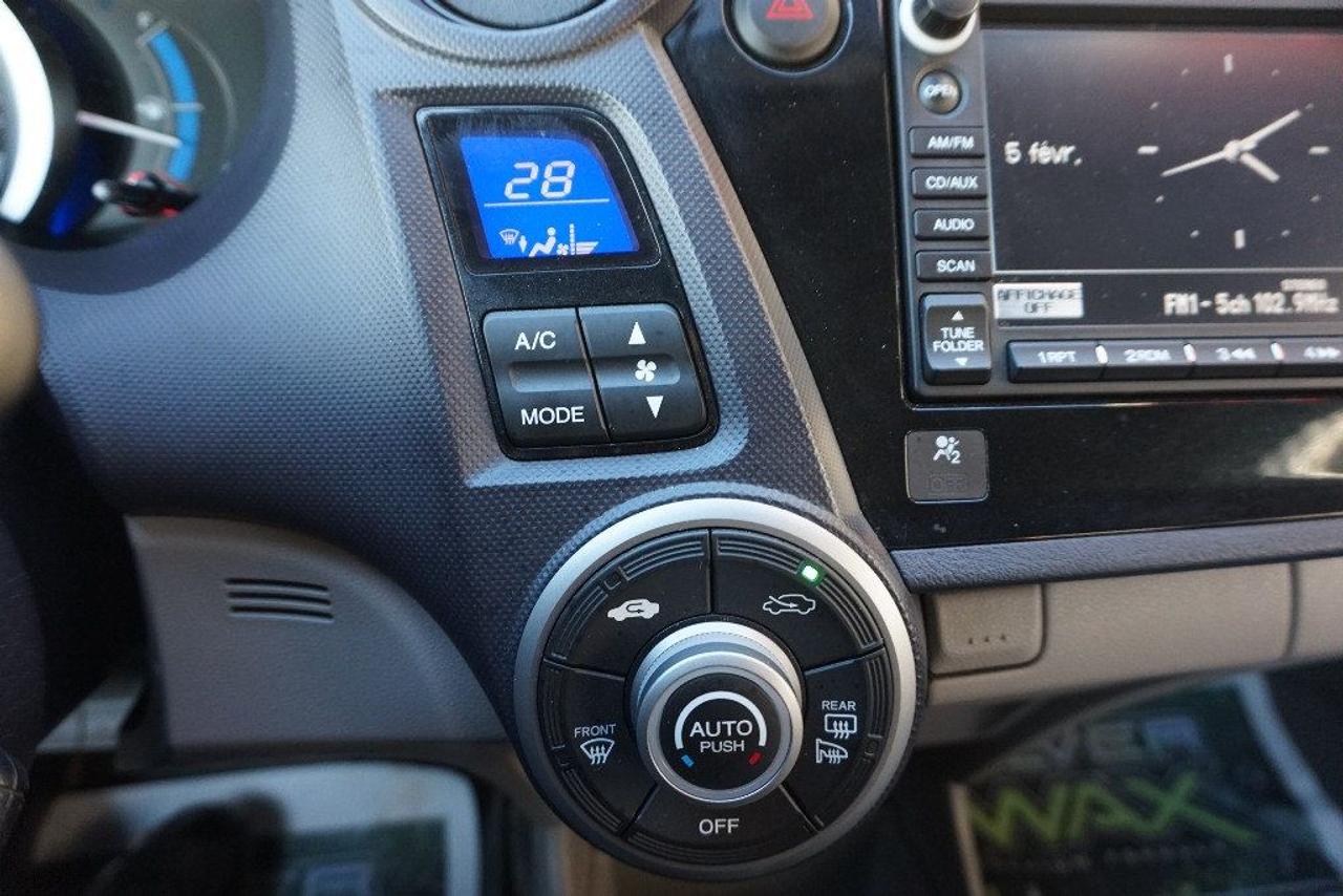 665731.11712472