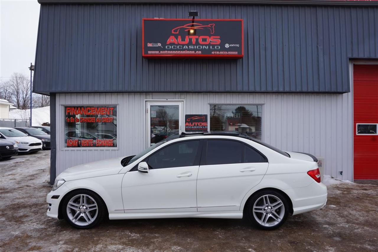 Used 2012 Mercedes-Benz C-Class C300 Awd Cuir Toit for sale in Lévis, QC